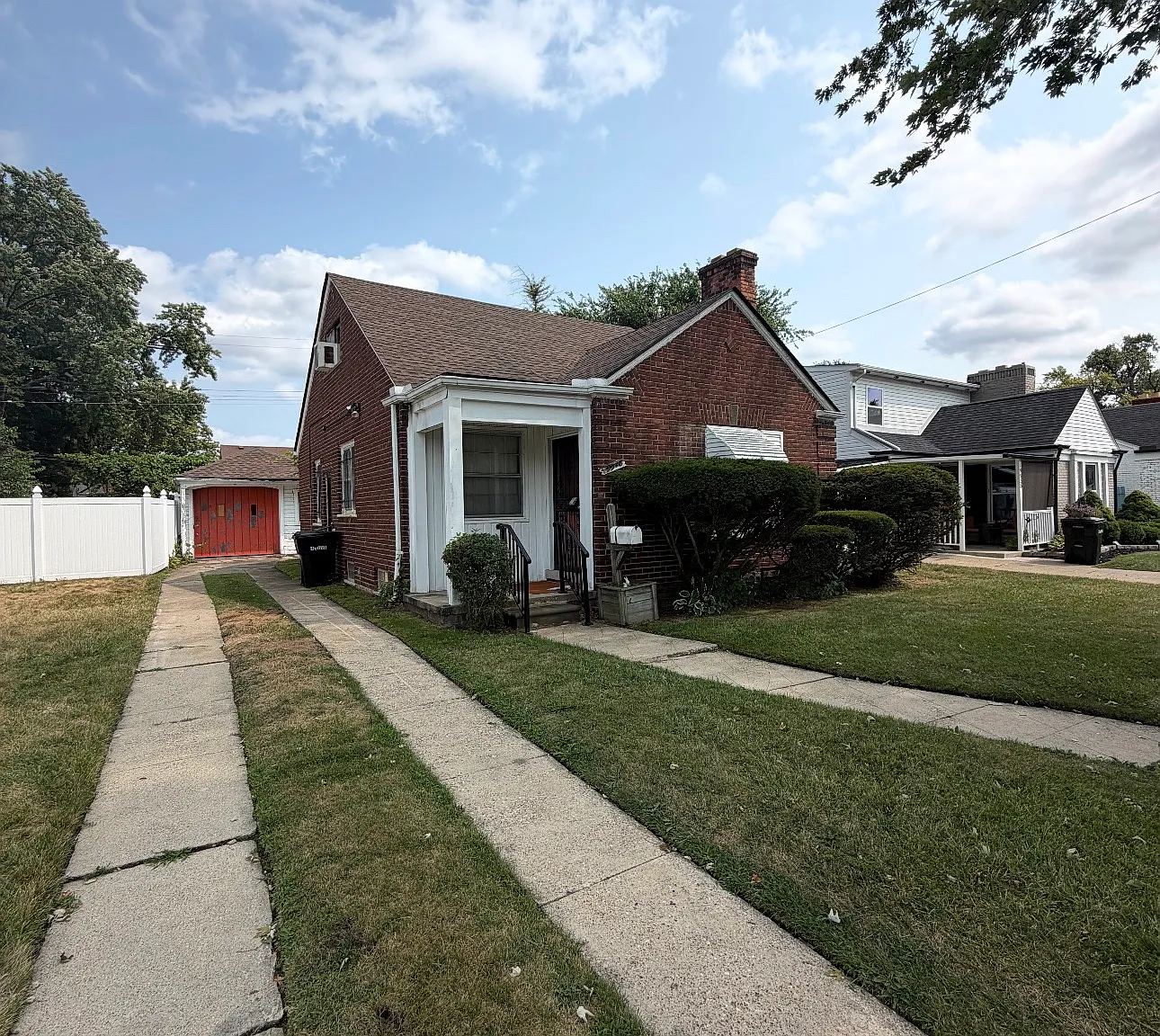 3 bed, 1200 sqft, $1,750 — Photo 2