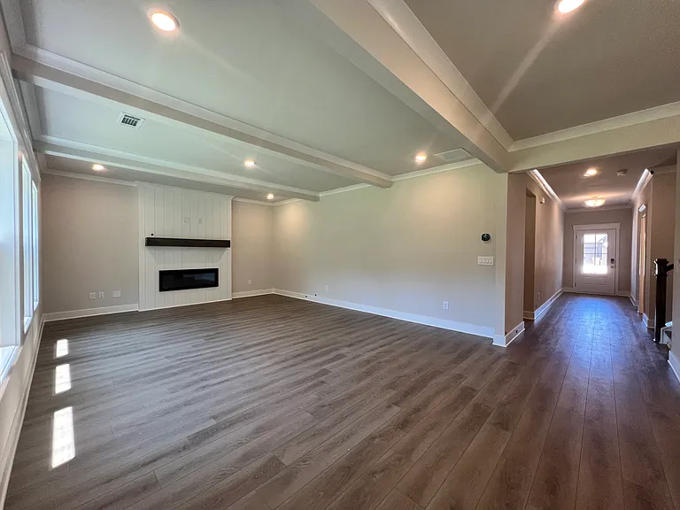 360 Winding Rose Dr — Photo 6