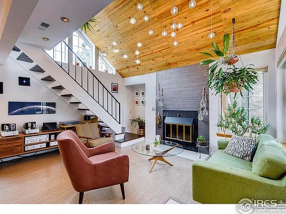 Living Rooom
