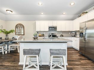 8015 Melody Ln, Fort Smith, AR 72916