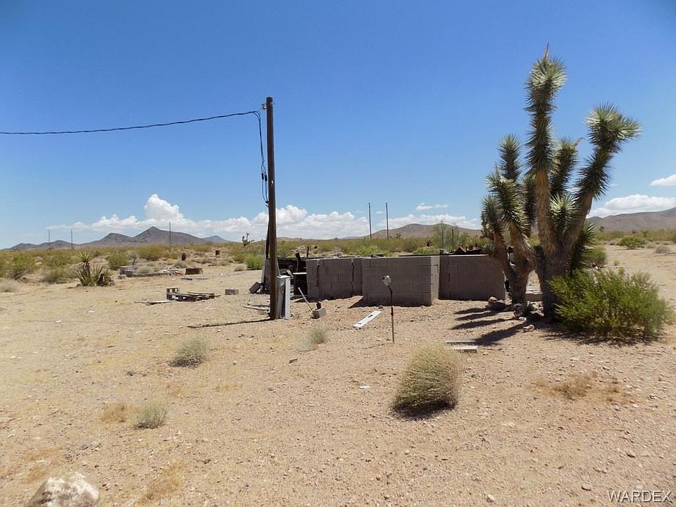 1st image of 11021 W Bonanza Ave