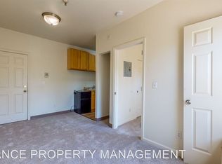 154 Railroad Ave #8, Cloverdale, CA 95425