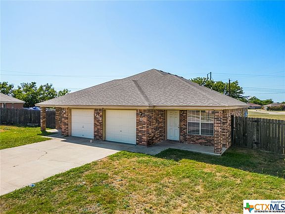 3rd image of 4207 Thunder Creek Dr