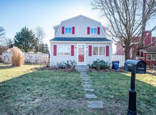 23 Hacker St, Fairhaven, MA 02719