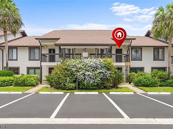2nd image of 700 Misty Pines Cir APT 204
