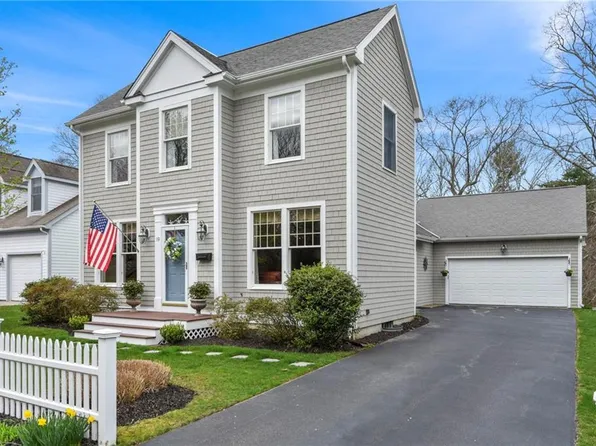 19 Sea Grass Way, North Kingstown, RI 02852