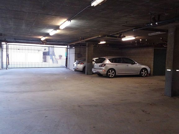 4th image of 4110 3rd Ave #205