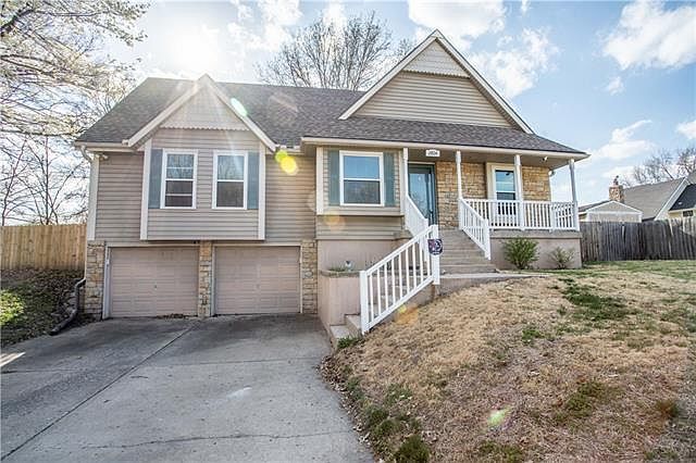 1st image of 2804 Sweet Briar Dr