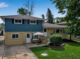 36 Luzerne Rd, Tonawanda, NY 14150