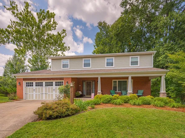 1069 Hawkstone Dr, Cincinnati, OH 45230