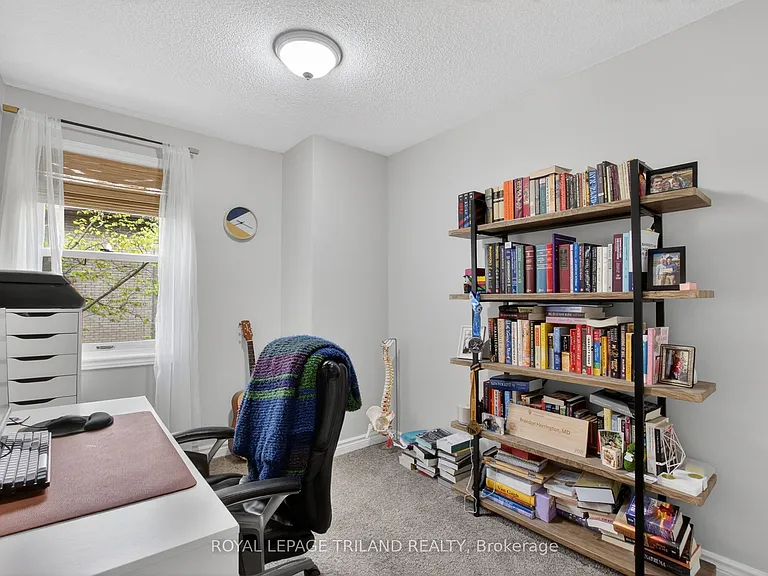 1415 Commissioners Rd W #21 — Photo 27