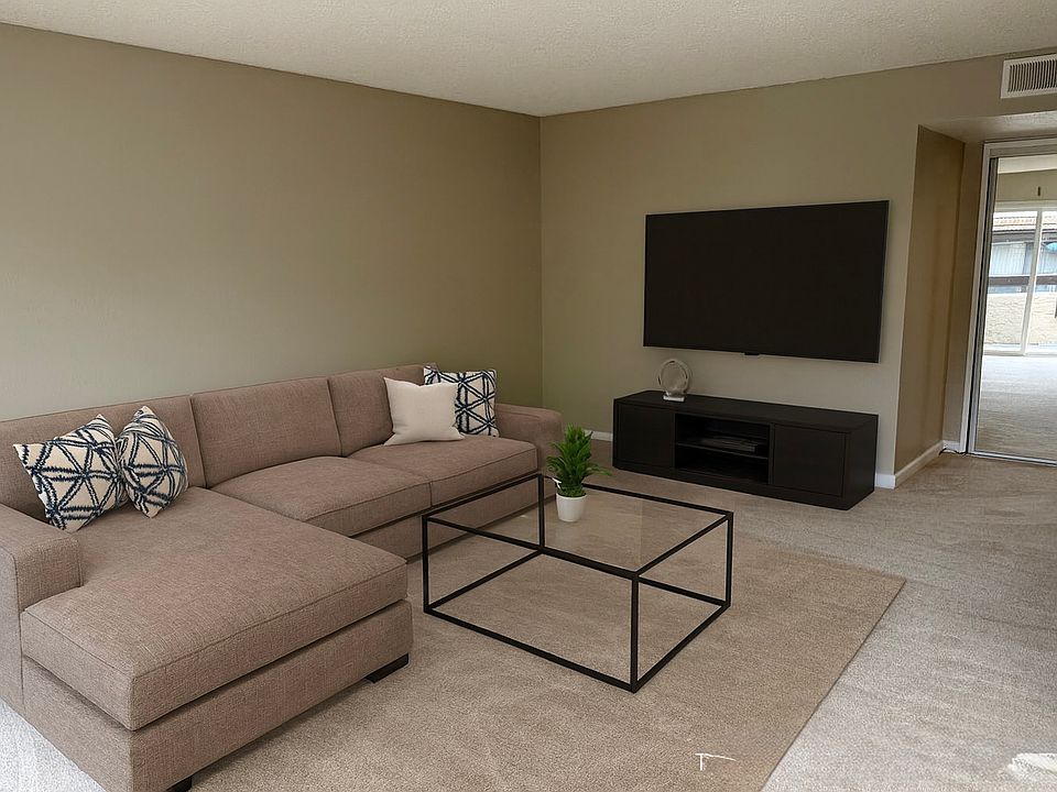 1st image of 307 Tradewinds Dr APT 10