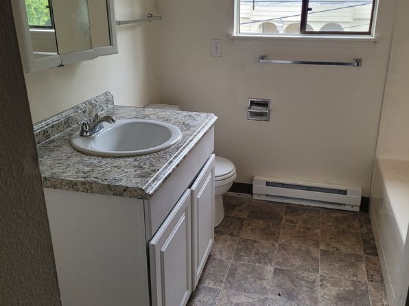 1024 Prospect Ave NE