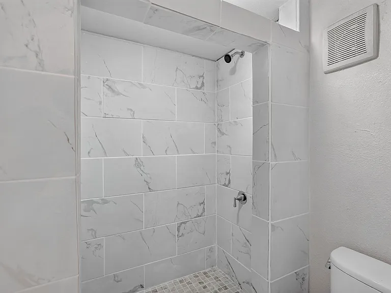 9170 Forest Ln #111 — Photo 14