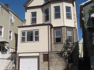 27 Tappan St, Kearny, NJ 07032