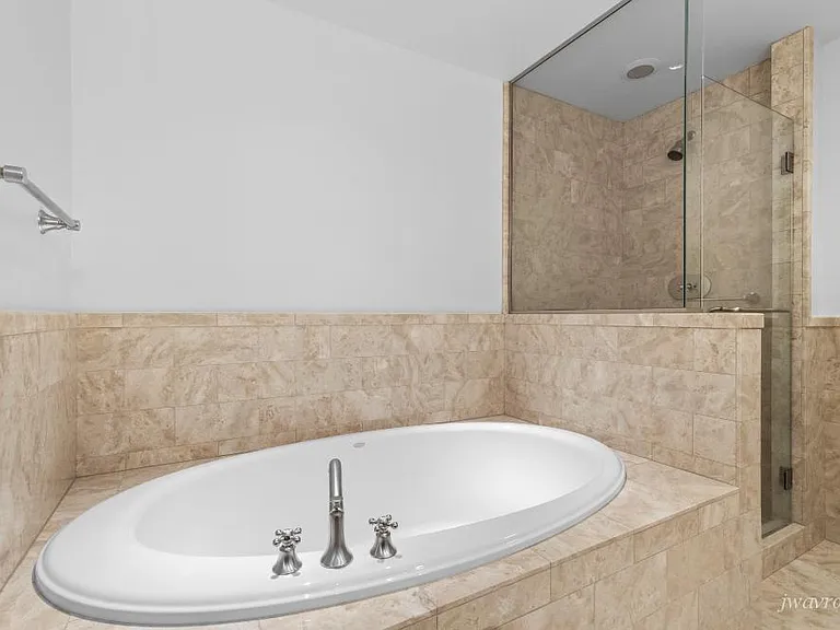 765 Market St #33H — Photo 18