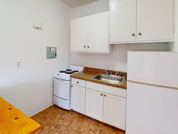 2nd image of 624 Orange St #3B
