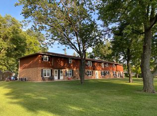 101 S 2nd Ave #2, Chenoa, IL 61726