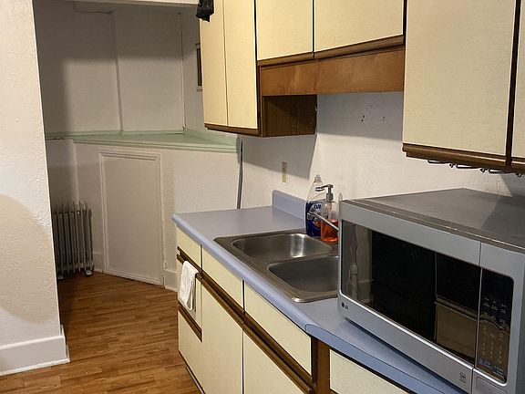 5th image of 1418 4th Ave APT 3