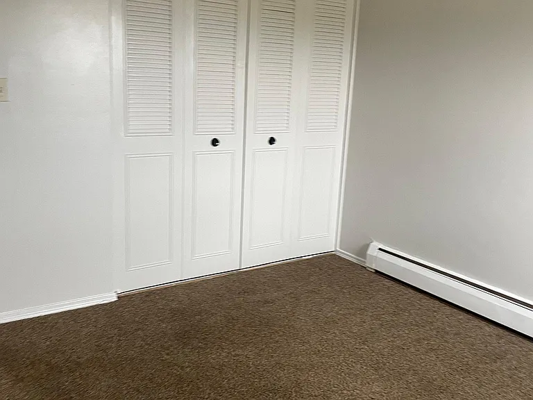6127 N Whitham Dr #7 — Photo 10