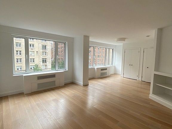 4th image of 920 Park Ave #7A