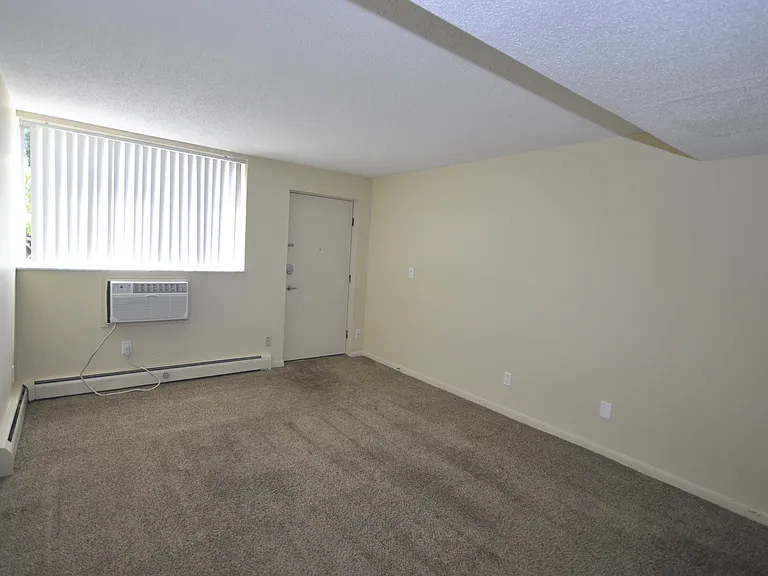520 N. Ashley — Photo 18