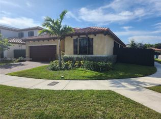 11881 SW 233rd Ter, Homestead, FL 33032