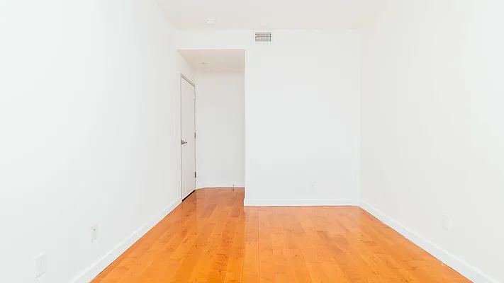 Rented by Nooklyn NYC LLC | media 55