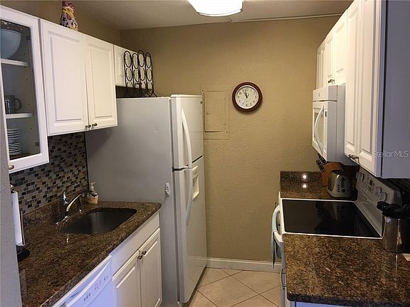 5th image of 7401 Bay Island Dr S APT 129