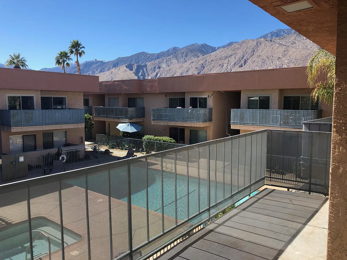 Building Photo - 400 N Sunrise Way #232
