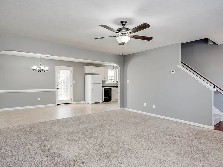 716 Whispering Willow Way — Photo 7