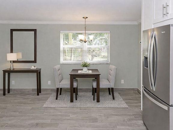 3rd image of 864 Normandy Trl #R