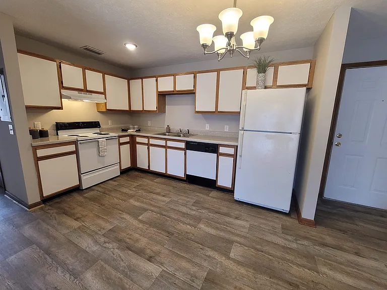 Classic Magnolia | Kitchen