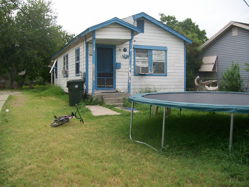 1st image of 419 Mohawk St