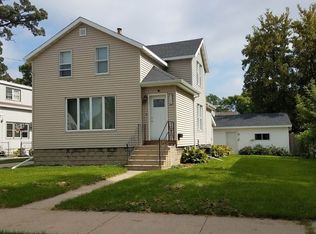 524 Grove St, Oshkosh, WI 54901