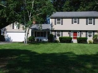 5 Addison Rd, Wilbraham, MA 01095
