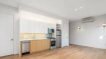 58 Vanderbilt Avenue