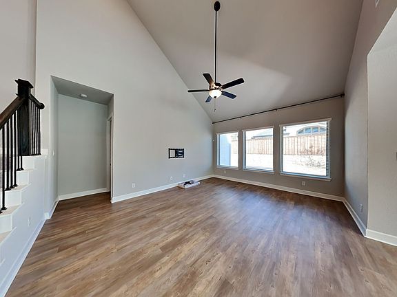 4th image of 2229 Dunstan Dr