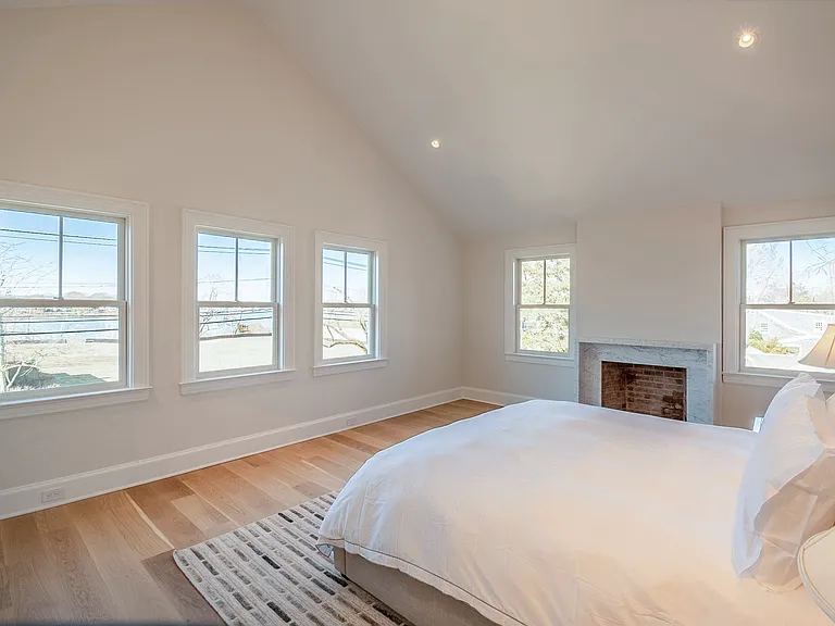 32 Glover St — Photo 12