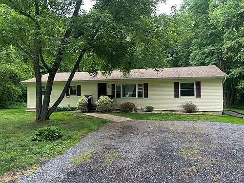 421 Sawmill Ln Photo 1