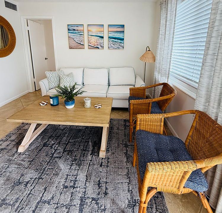 1st image of 3250 10th St N APT C8