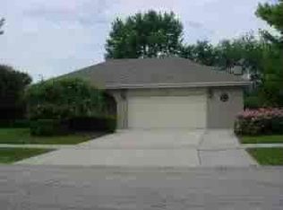 8942 Patty Ln, Orland Park, IL