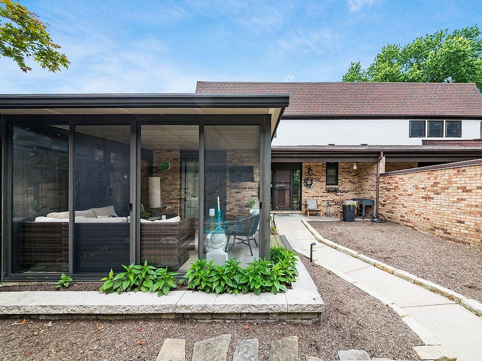 1st image of 4573 Arlingate Dr W
