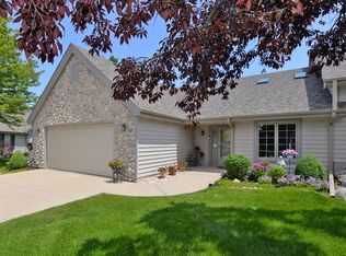 423 Quail Point Dr #1, Racine, WI 53406