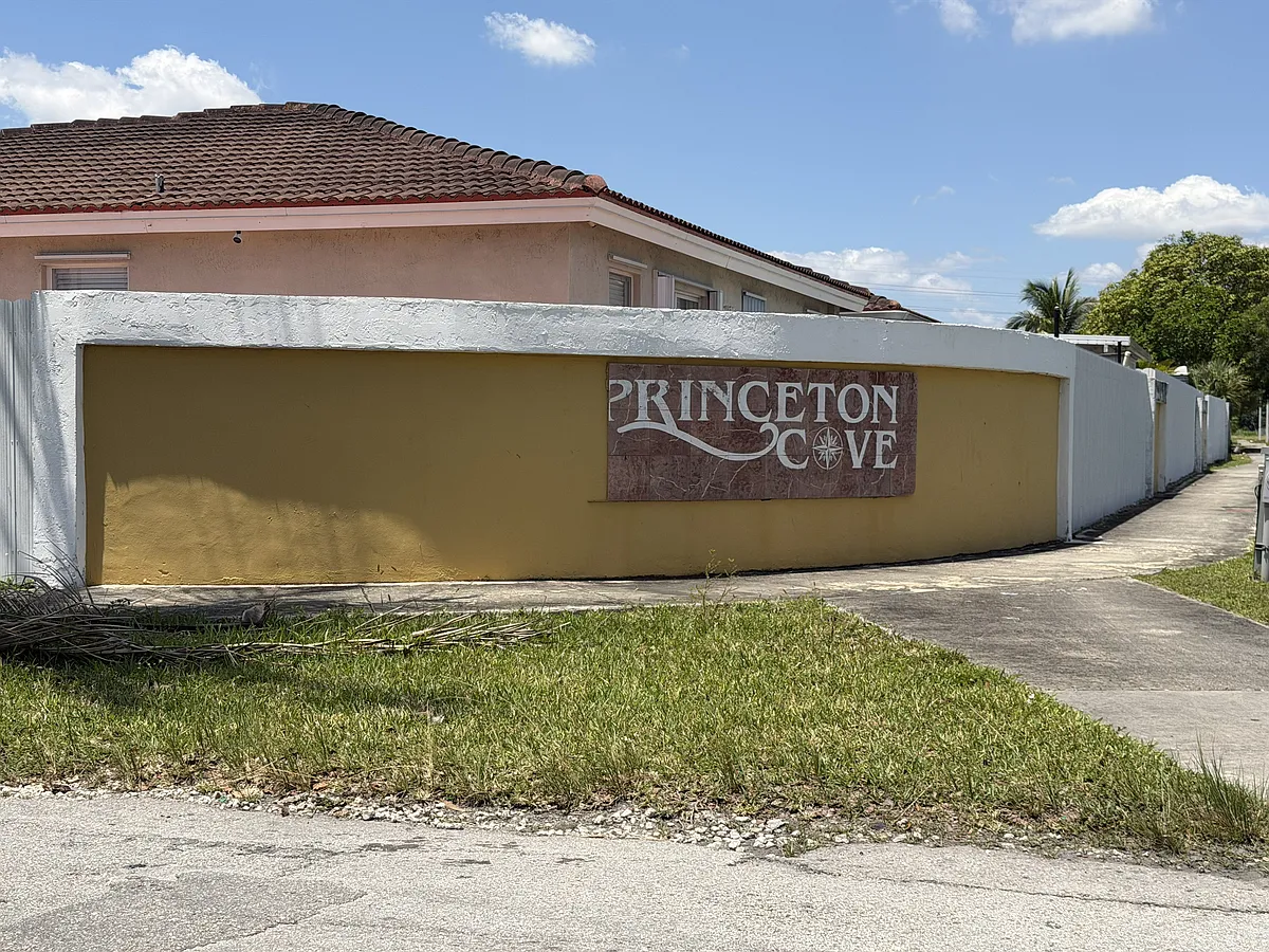 Building Photo - 12823 SW 257th St