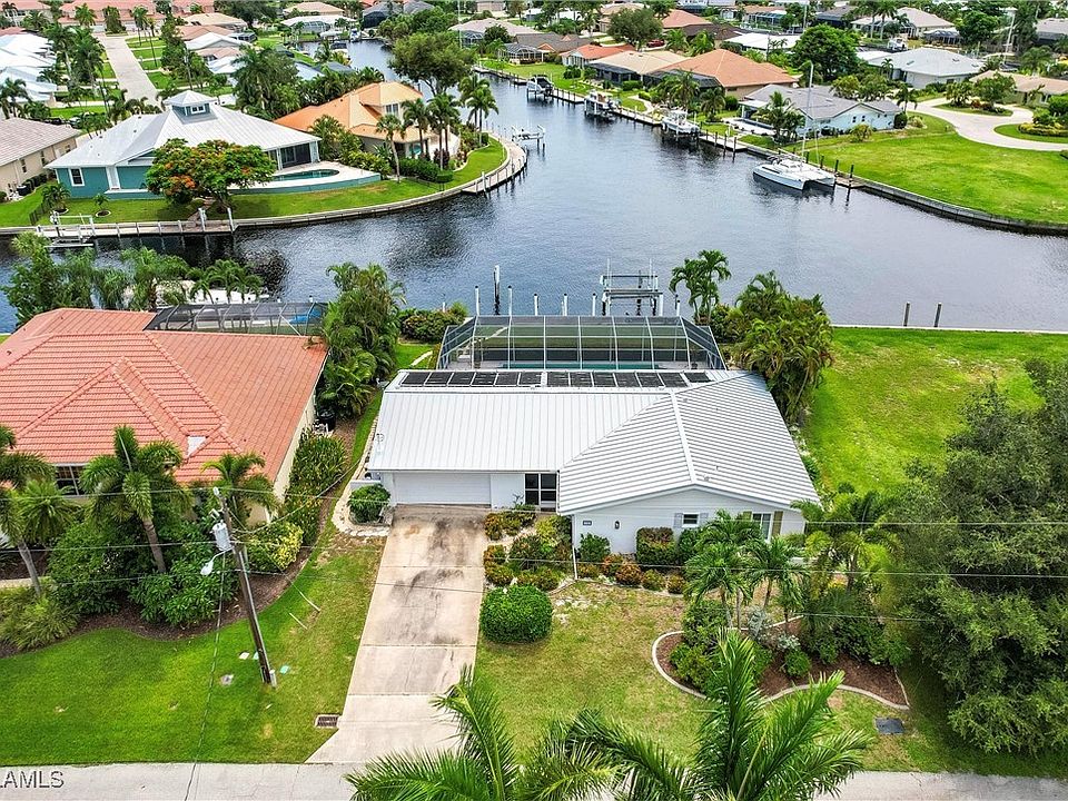 1st image of 133 Crescent Dr