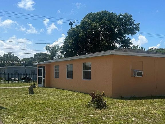 2nd image of 2925 NW 5th St