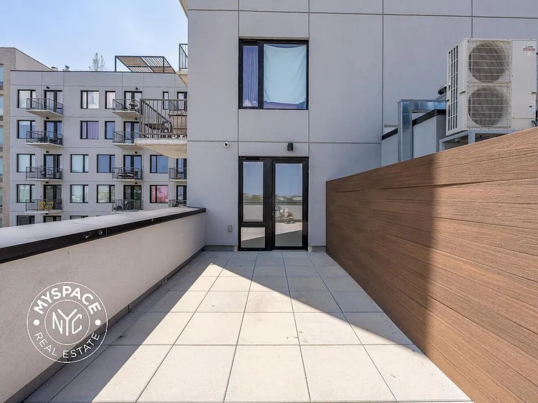 1499 Bedford Ave #7C — Photo 10