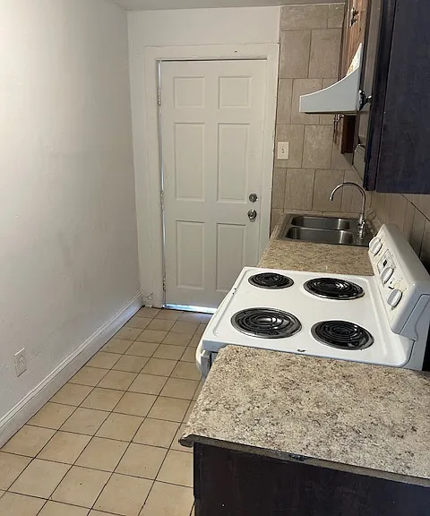 2111 W Gray St #1 — Photo 4