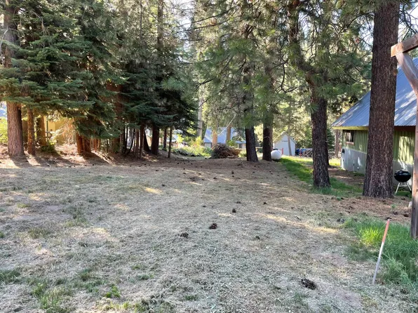 8 Highway 41, Fish Camp, CA 93623